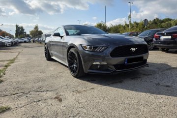 Ford Mustang 2,3 benzyna Automat